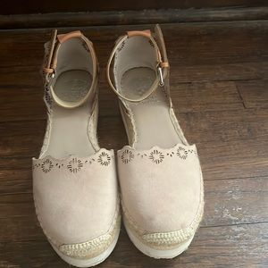 Vince camuto espadrilles